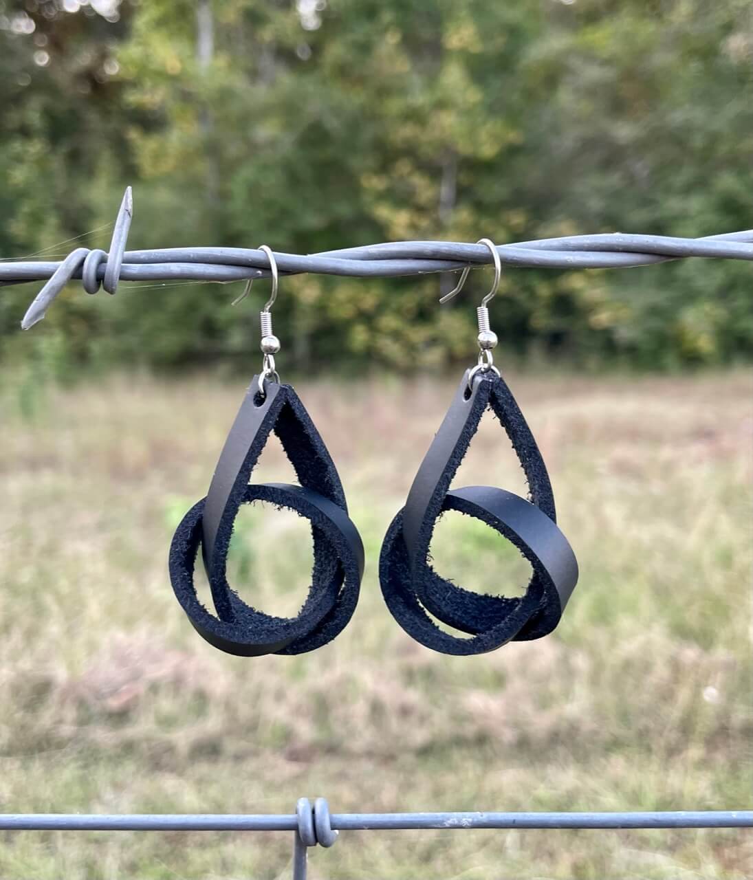 Black Leather Knots